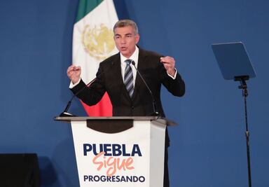Antonio Gali presenta su primer informe de gobierno