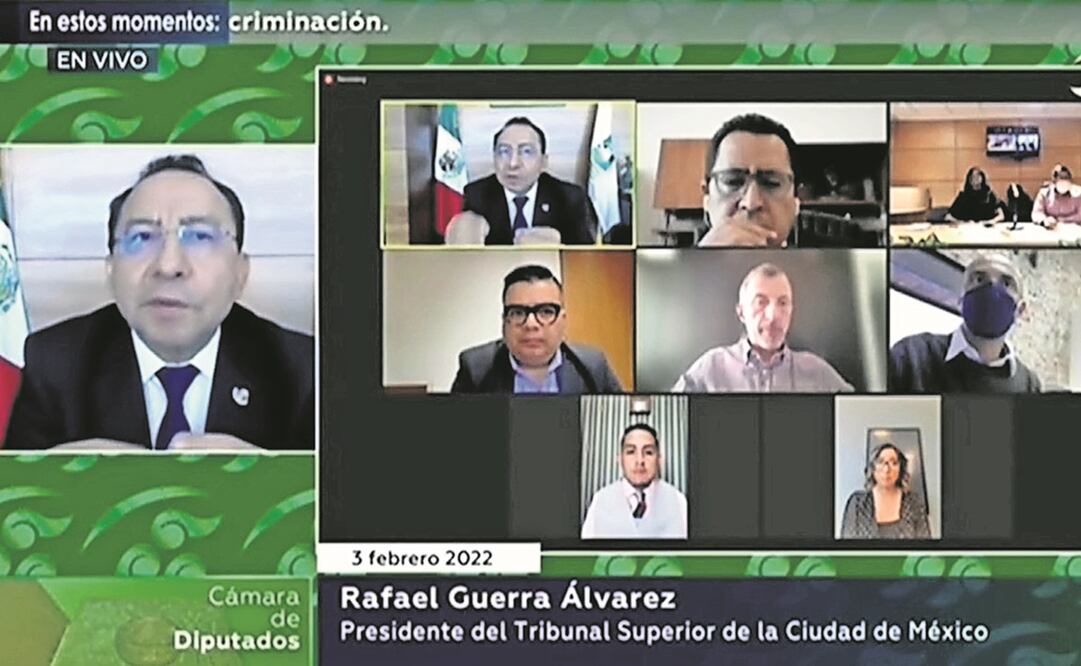 Rafael Guerra Álvarez (arriba izq.) en el foro virtual Hacia una reparación para las víctimas de discriminación. Foto: Cortesía