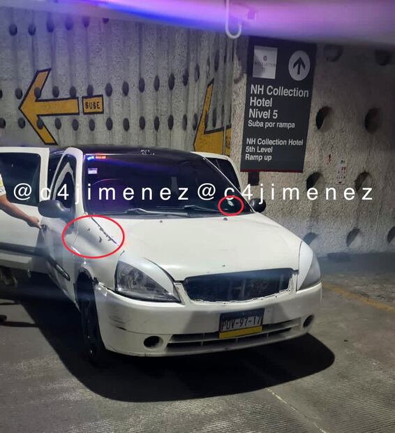 Auto perforado porlas balas Foto: Tomada de Carlos Jiménez