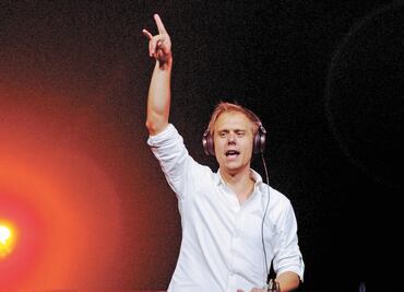 Paternidad cambia "beat" a Armin Van Buuren