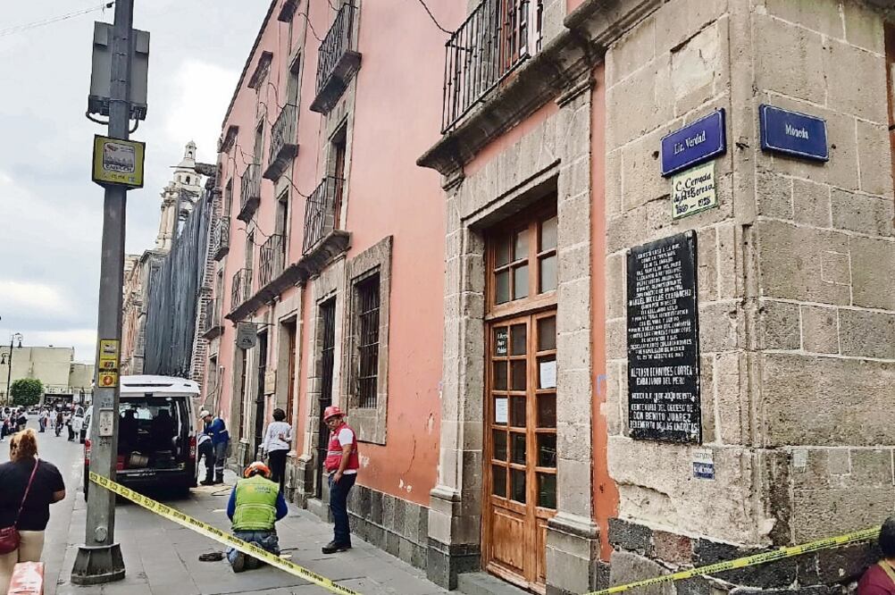 Se instalarán cámaras de videovigilancia y habrá más presencia de la policía capitalina en el circuito de las calles de Moneda, Primo de Verdad y Guatemala. Foto: SANDRA HERNÁNDEZ. EL UNIVERSAL