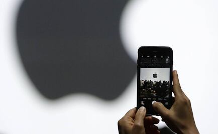 Apple ofrecerá software para desactivar función que hacía lentos a iPhone viejos