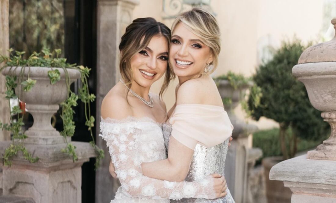 Sofía Castro y su madre Angélica Rivera.