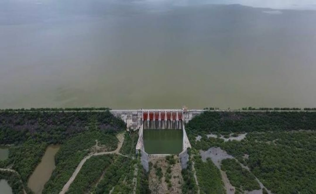 Abren compuerta de El Cuchillo en Nuevo León; inicia pago de deuda hídrica a Estados Unidos. Foto: Especial