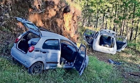 Abandonan 4 cadáveres en Chautipan