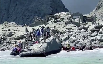 ¿Por qué había turistas en un volcán activo en Nueva Zelanda?
