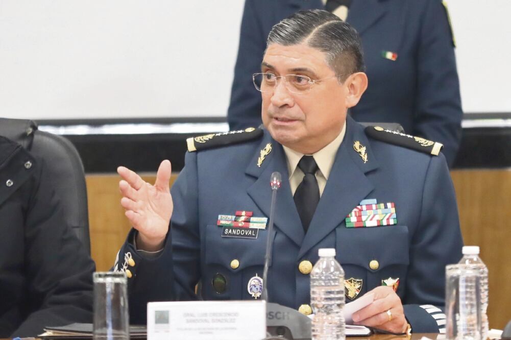 El secretario de la Defensa Nacional, Luis Cresencio Sandoval, refutó las acusaciones de que con la Guardia Nacional se militarizaría al país.