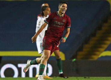 Raúl Jiménez da el triunfo a los Wolves ante el Leeds United