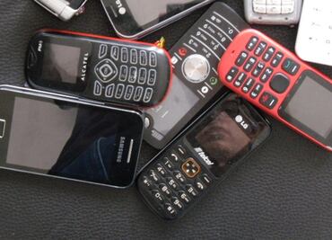 Roban con mazo tienda de celulares en Tacubaya