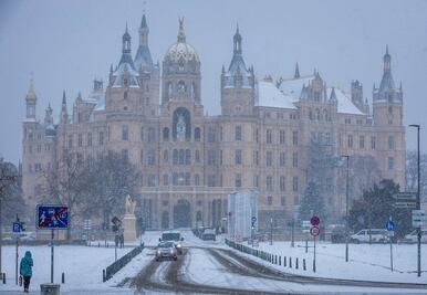 Alertan por "enorme riesgo de ataque terrorista" en fiestas navideñas en Europa