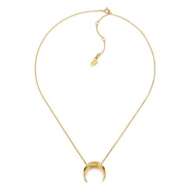 Estas son las joyas indispensables que debes tener en tu joyero