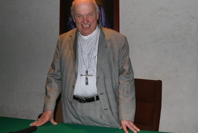 Onésimo Cepeda: obispo, empresario y amigo de políticos