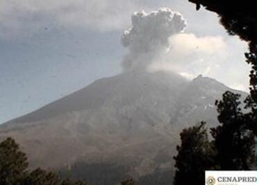 Popocatépetl emite 156 exhalaciones en 24 horas