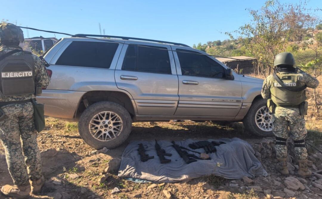 Operativos en Sinaloa; decomisan vehículos, armas y explosivos. Foto: Especial