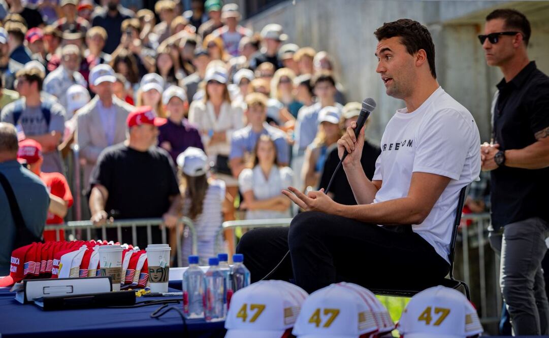 Charlie Kirk durante su plática en la Universidad del Valle de Utah, antes de su atentado. (10/09/25) Foto: AP