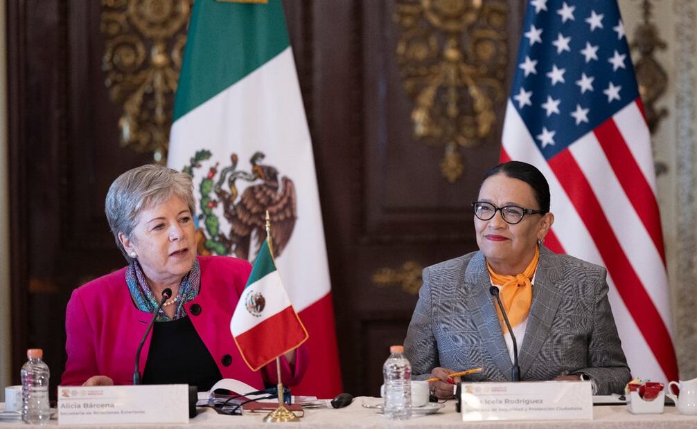 Secretaria de Seguridad Pública y Ciudadana (SSPC) Rosa Icela Rodríguez y secretaria de Relaciones Exteriores Alicia Bárcena en reunión trilateral de América del Norte. Foto: Presidencia