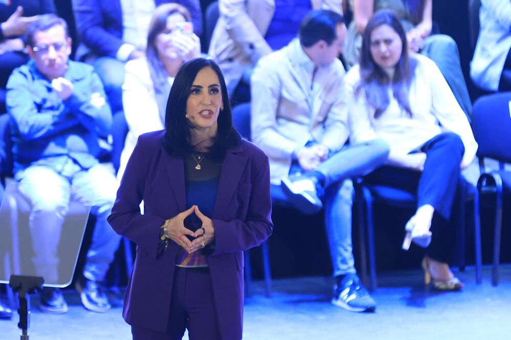 Lía Limón rindió su tercer informe de gobierno, con el compromiso de defender la democracia y aceptar lo que decidan los tribunales respecto a los resultados de la elección del 2 de junio pasado. (Foto: Fernanda Rojas)