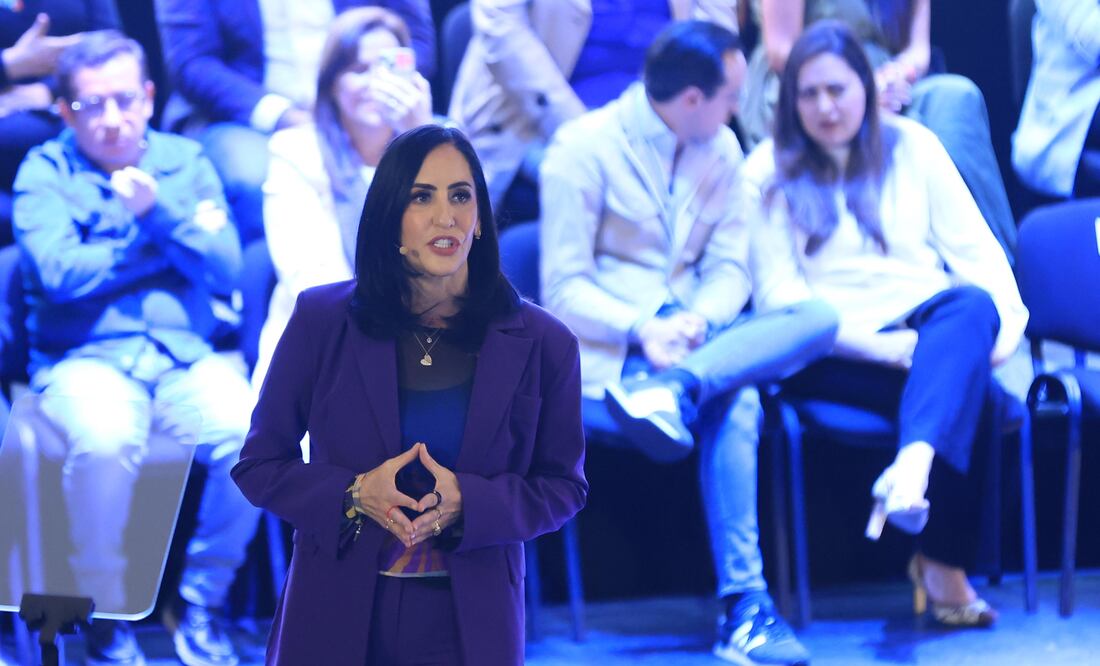 Lía Limón rindió su tercer informe de gobierno, con el compromiso de defender la democracia y aceptar lo que decidan los tribunales respecto a los resultados de la elección del 2 de junio pasado. (Foto: Fernanda Rojas)