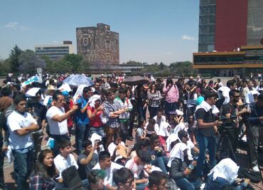 Exigen estudiantes desocupación del Auditorio Justo Sierra