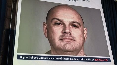 Lawrence Ray, el hombre acusado de crear secta sexual en universidad de su hija y abusar de los amigos de esta