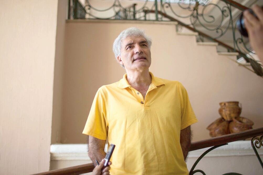 Manuel Mireles buscaba contender por una diputación local (ARCHIVO EL UNIVERSAL)