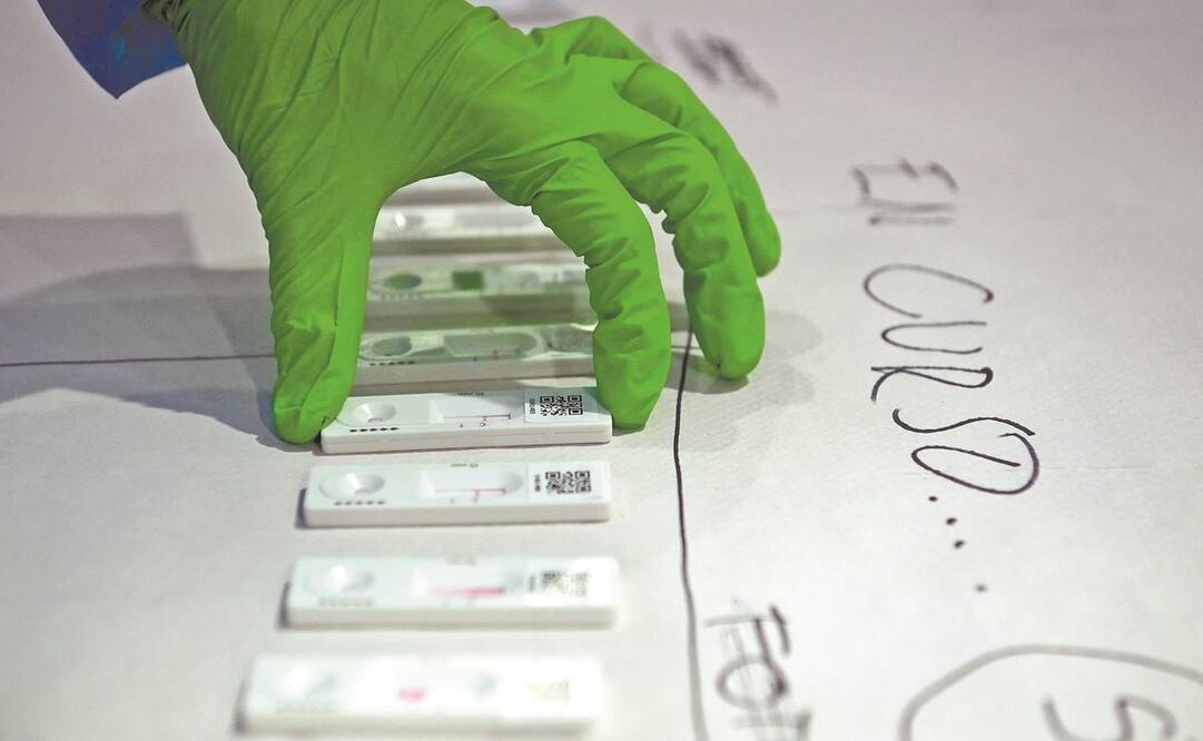 Entre la mercancía cateada estaban oxímetros, pruebas PCR y aspersores. Foto: ARCHIVO EL UNIVERSAL