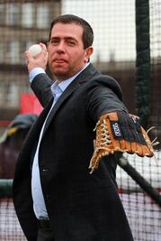 Castillo pretende acabar con cacicazgos