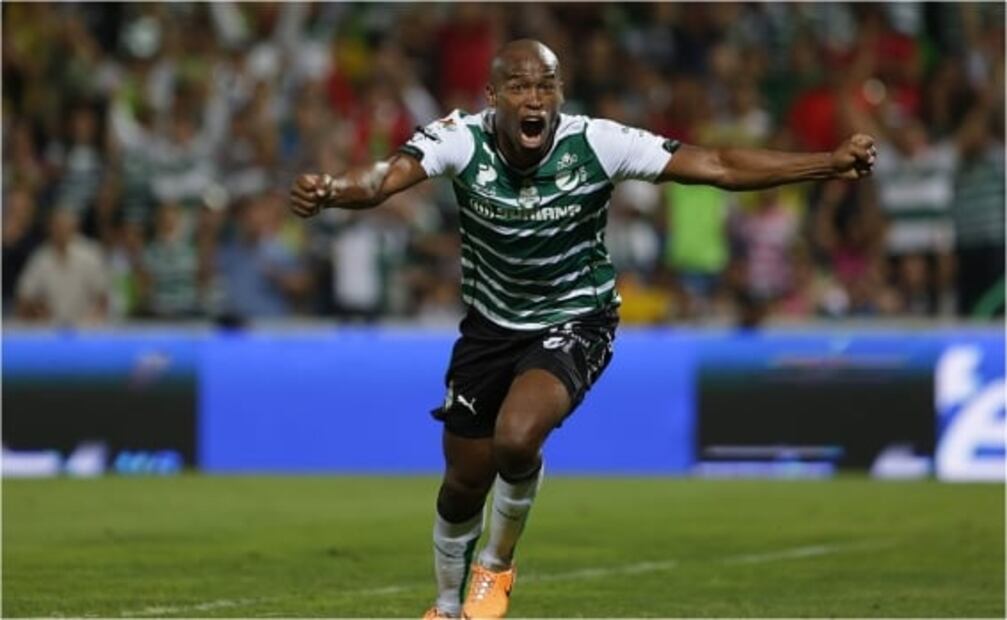 El exjugador de la Liga MX que en su tiempo libre se dedica a la construcción de casas