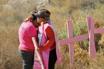 Critican que Segob aplace dar datos de feminicidios