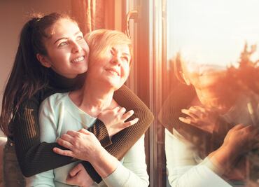 ¿Cuándo somos más felices? Las dos etapas de mayor felicidad, según la ciencia