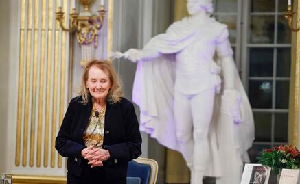 Annie Ernaux laureada con el prestigioso Premio de Literatura: El Nobel es una institución "para los hombres"