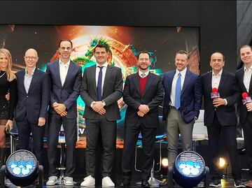 Christian Martinoli y Luis García Luis García narrarán 32 partidos de la Copa del Mundo de 2026