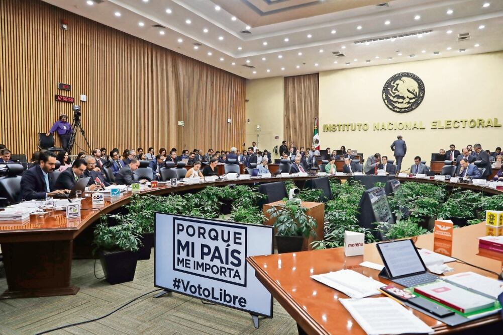 Criticaron las diferencias de criterio entre las autoridades electorales. Foto: ARCHIVO EL UNIVERSAL