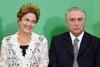 Suspenden juicio contra Dilma Rousseff y Michel Temer