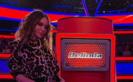 Esto es lo que cuesta la bomber jacket de leopardo de Belinda para La Voz Azteca