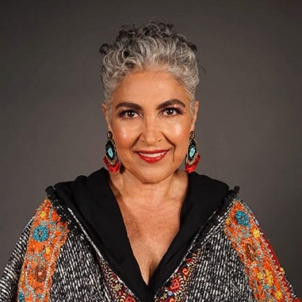 Por qué amamos el nuevo look de Amanda Miguel