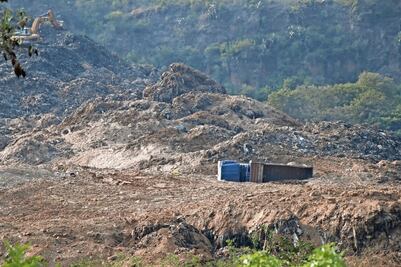 Exigen clausura definitiva de relleno sanitario de Naucalpan