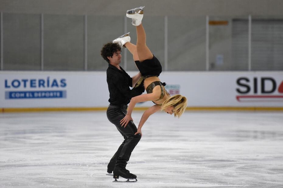 Sofía Val y Asaf Kazimov en el Campeonato de España Iberdrola de Patinaje sobre Hielo  - Foto: EFE