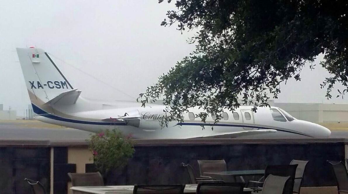 El político compartió en redes sociales la imagen de la supuesta aeronave utilizada por el gobernador electo de Nuevo León (TOMADA DE FACEBOOK)