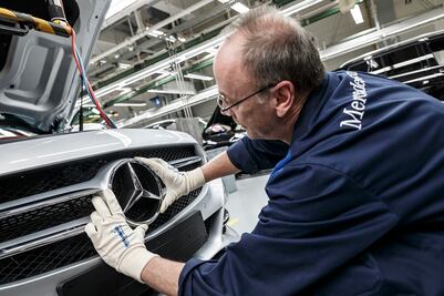 Mercedes Benz, líder mundial en venta de autos premium