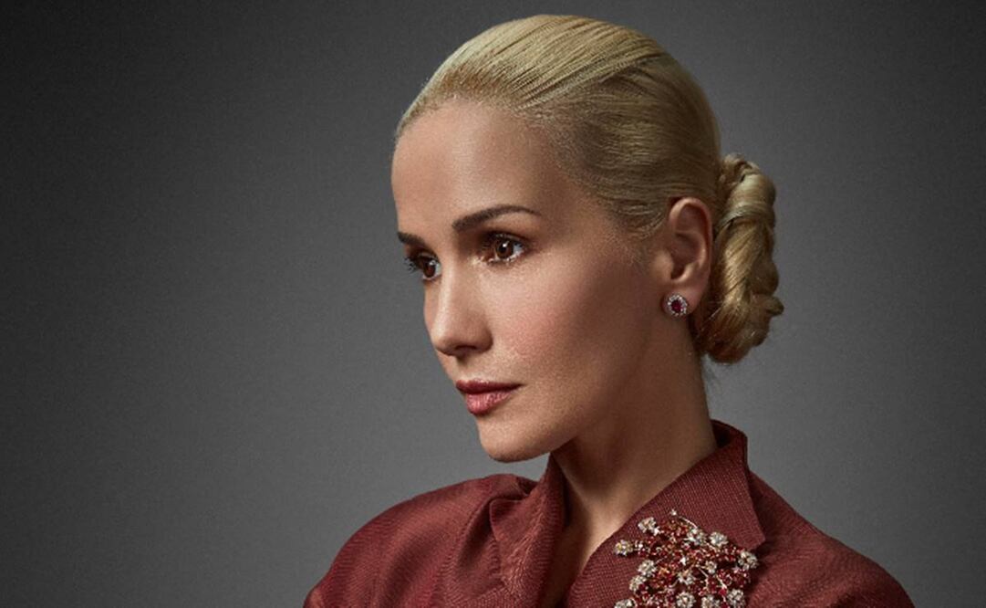 Fotograma cedido por Disney+ donde aparece Natalia Oreiro, como Eva Perón, durante una escena de la telenovela "Santa Evita". EFE.