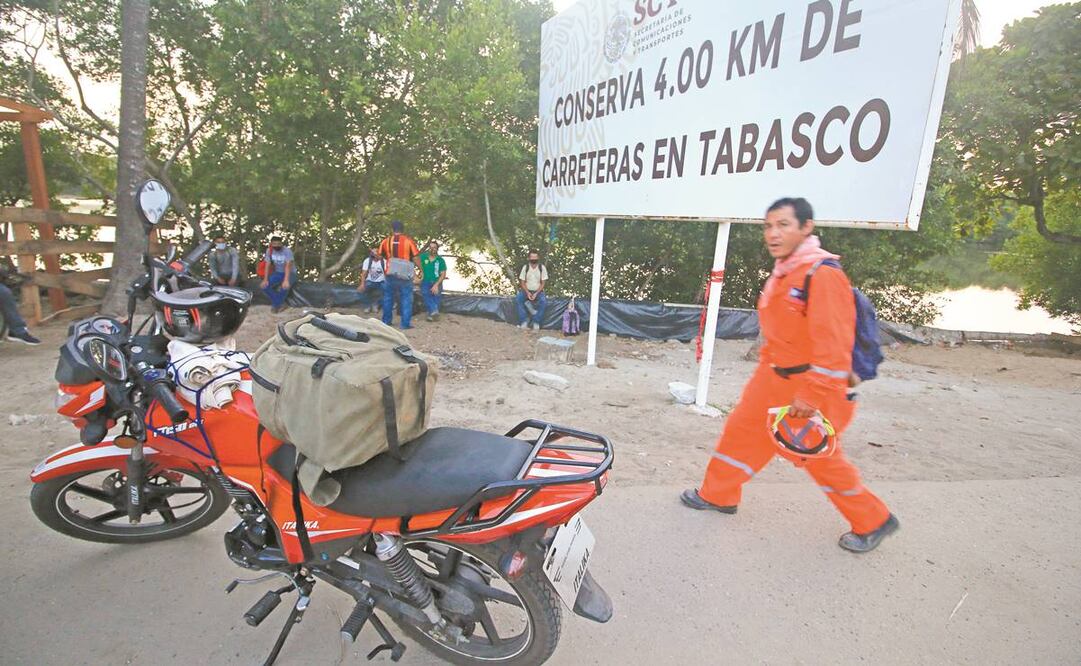 Los trabajadores de la refinería Dos Bocas acusaron que sufren de abuso laboral y amenazas en los trabajos de cimentación. Foto: LUMA LÓPEZ. EL UNIVERSAL