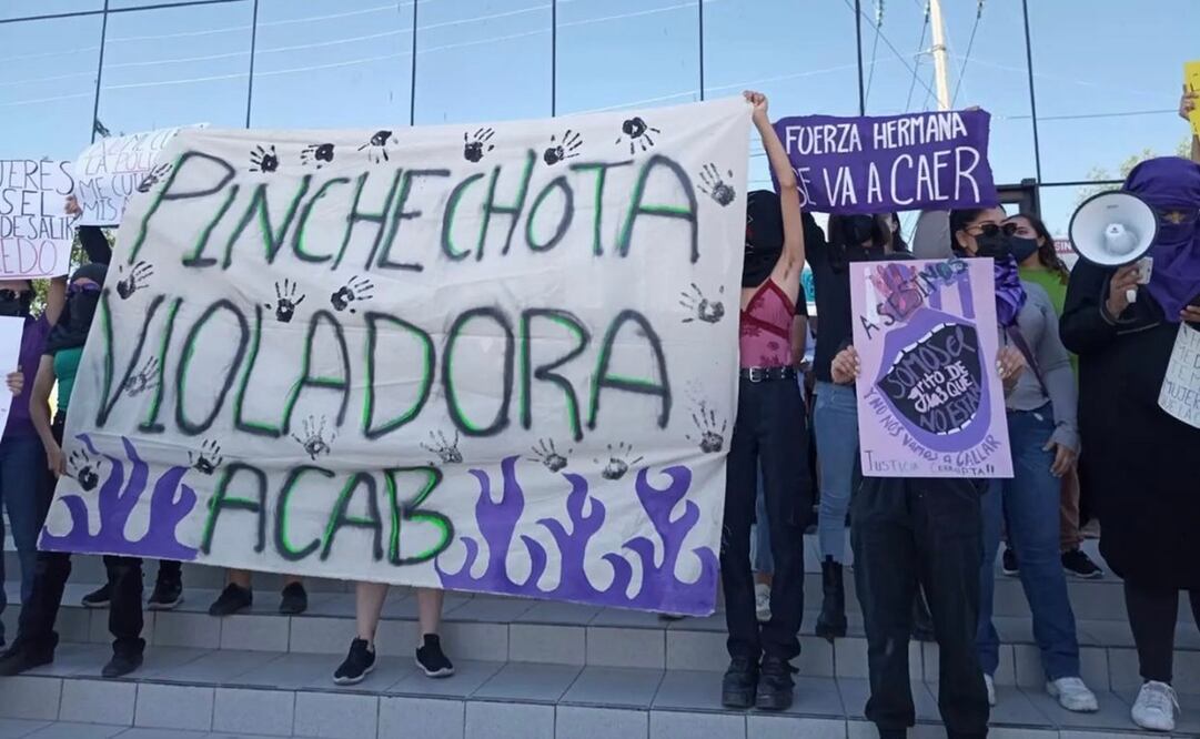Las mujeres pertenecientes al colectivo Universitarias en Resistencia tomaron durante este lunes las oficinas de vialidad. Foto: Colectivo Universitarias en Resistencia
