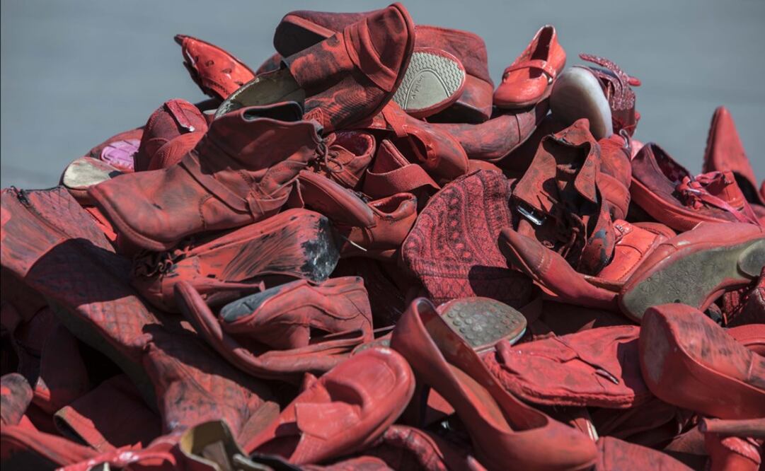 Femicide and gender violence involves public security issues, sexism, misogyny, mental health, and family values - Photo: Christian Palma/AP