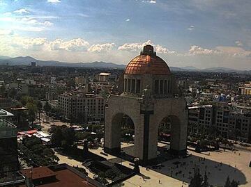 Reportan altos niveles de radiación en CDMX; se recomienda usar bloqueador y evitar exposición prolongada al sol