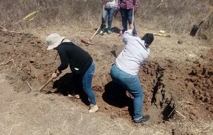 Van 10 cuerpos localizados en fosa clandestina de Nayarit