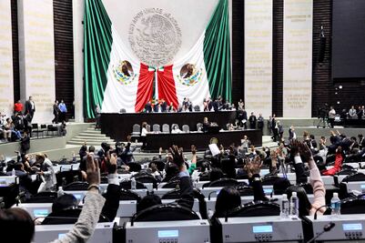 Diputados ‘polemizan’ tras informe del GIEI