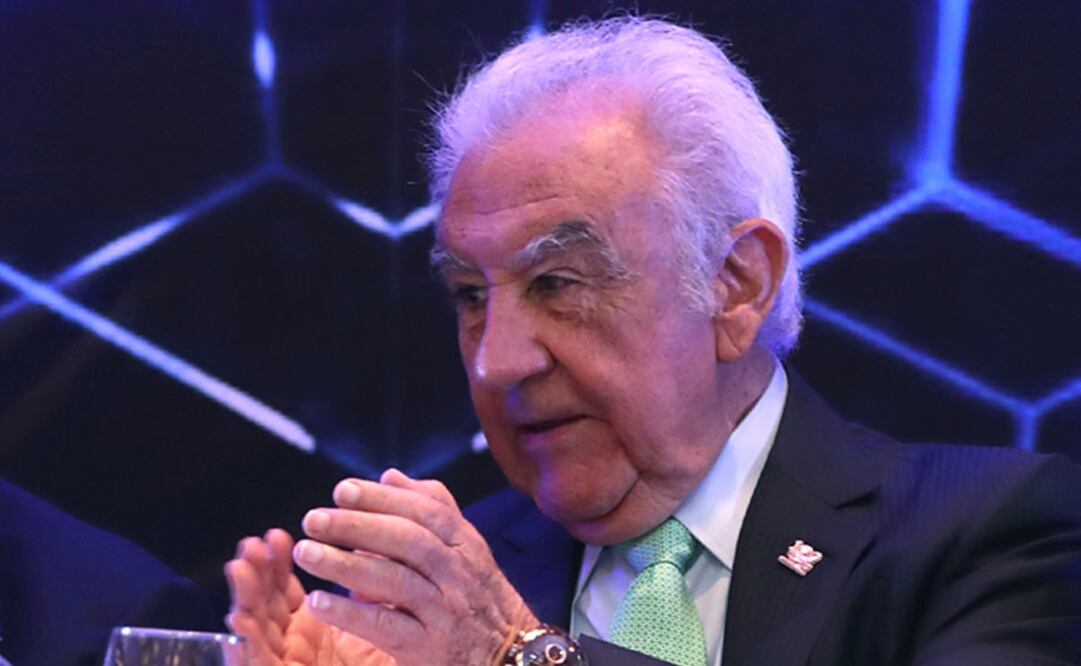 Integrante del Consejo de Administración de El Universal, Gabriel Alarcón Velázquez, en desayuno por el aniversario 102 de El Universal. Foto: Berenice Fregoso/El Universal