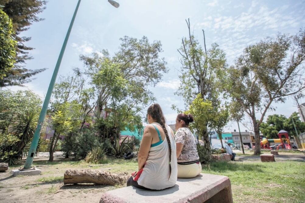 Familiares de prisioneros reclaman que en el penal de Neza Bordo la inseguridad pone a los reclusos al borde de la muerte. Foto/GERMÁN ESPINOSA. EL UNIVERSAL