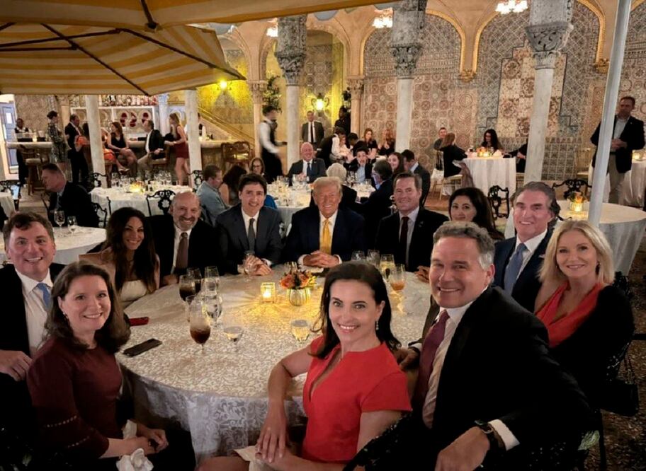 El primer ministro canadiense, Justin Trudeau, con el próximo presidente estadounidense, Donald Trump, en Mar-a-Lago. Foto: Tomada de X